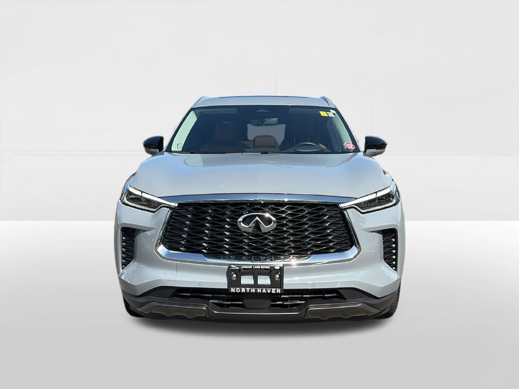 Used 2025 INFINITI QX60 Sensory w/ Vision Package AWD/4WD image 3