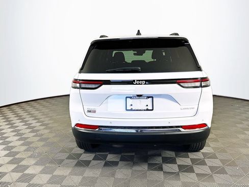 New 2026 Jeep Grand Cherokee Laredo AWD/4WD image 8