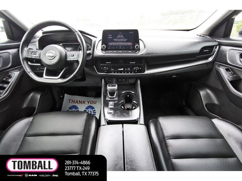 Used 2024 Nissan Rogue SV w/ SV Premium Package FWD image 10