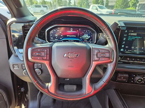 Used 2024 Chevrolet Silverado 2500 ZR2 w/ Technology Package AWD/4WD image 17