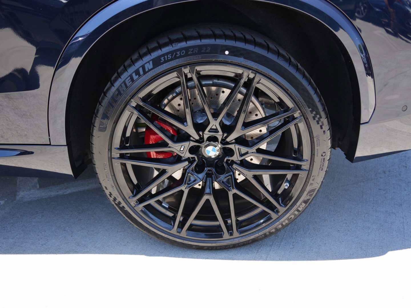 New 2026 BMW X5 M Competition w/ Executive Package AWD/4WD image 8