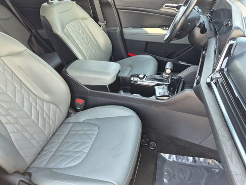 Certified 2023 Kia Sportage X-Line w/ X-Line Premium Package AWD/4WD image 17