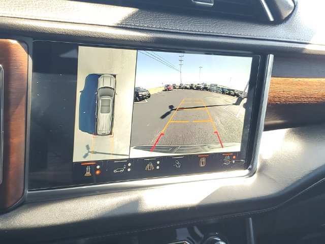 Used 2023 GMC Yukon XL Denali Ultimate AWD/4WD image 28