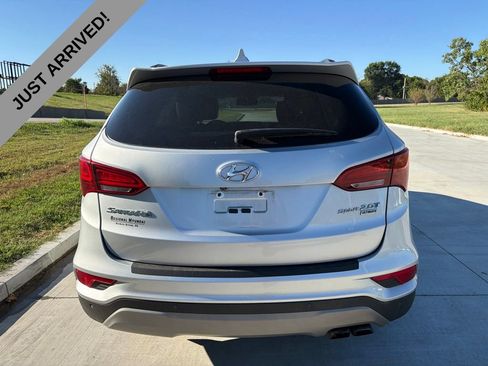 Used 2017 Hyundai Santa Fe Sport FWD image 6