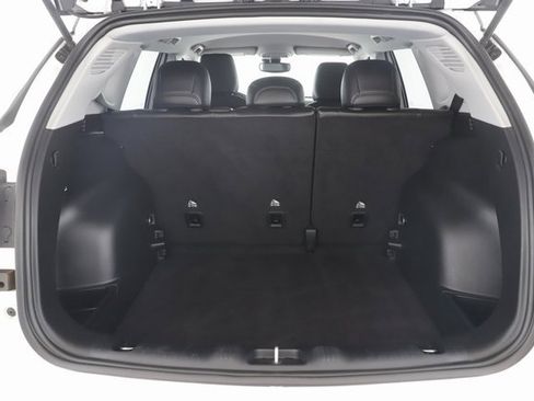 Used 2022 Jeep Compass Limited image 29