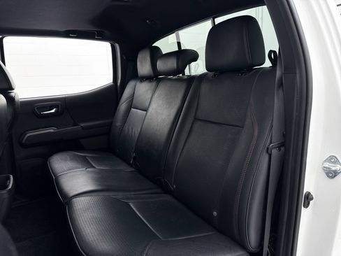 Used 2023 Toyota Tacoma TRD Pro AWD/4WD image 33