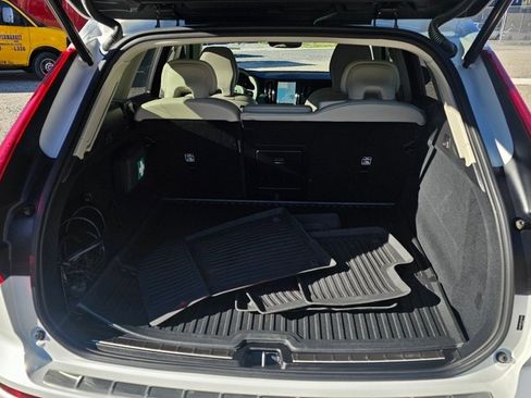 Certified 2025 Volvo XC60 T8 Ultra w/ Protection Package Premier image 7