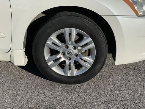 Used 2011 Nissan Altima 2.5 S w/ Special Edition Pkg image 30