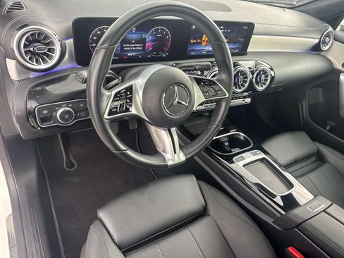 Used 2025 Mercedes-Benz CLA 250 image 19