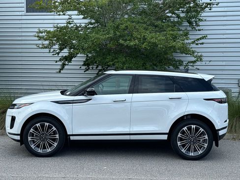 New 2025 Land Rover Range Rover Evoque S image 4