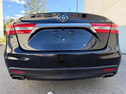 Used 2013 Toyota Avalon XLE Premium FWD image 16