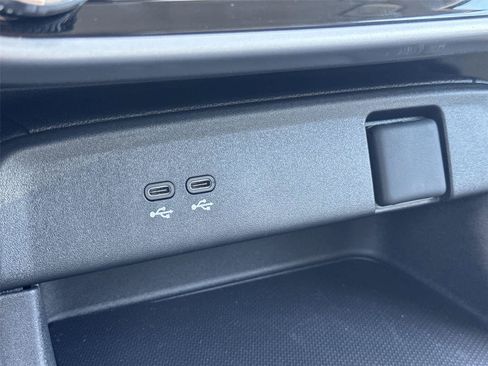 Used 2025 Honda Prologue EX image 26