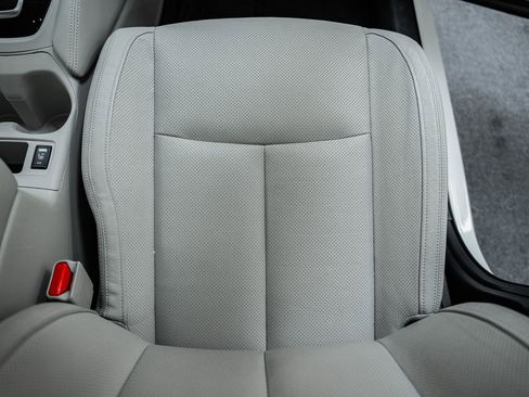 Used 2018 Nissan Rogue Sport SL w/ SL Premium Package image 36