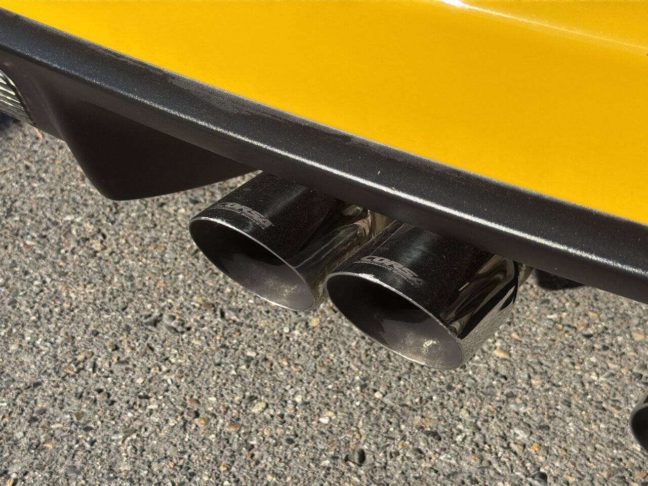 Used 2005 Chevrolet Corvette Coupe w/ Preferred Equipment Group RWD image 6