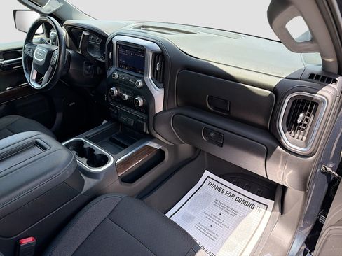 Used 2020 GMC Sierra 1500 Elevation w/ Elevation Value Package RWD image 13