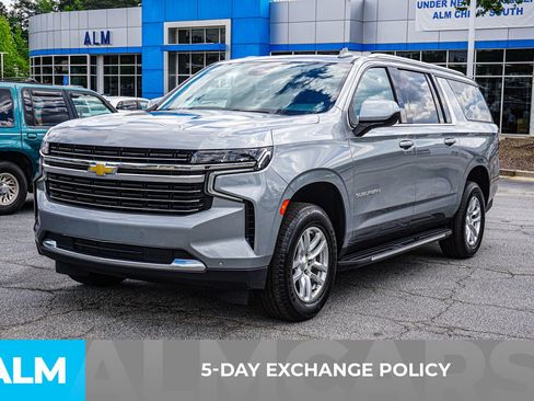 Used 2024 Chevrolet Suburban LT RWD image 5