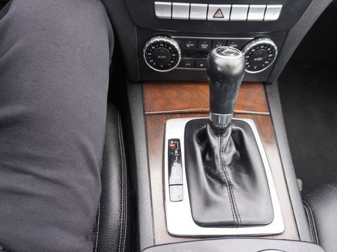 Used 2014 Mercedes-Benz C 250 Coupe image 37