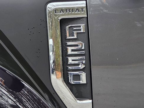 Used 2022 Ford F250 Lariat w/ Tremor Off-Road Package image 43