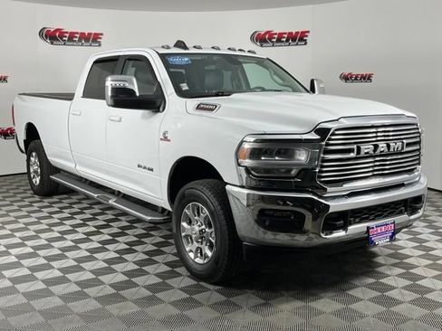 Used 2023 RAM 3500 Laramie AWD/4WD image 2