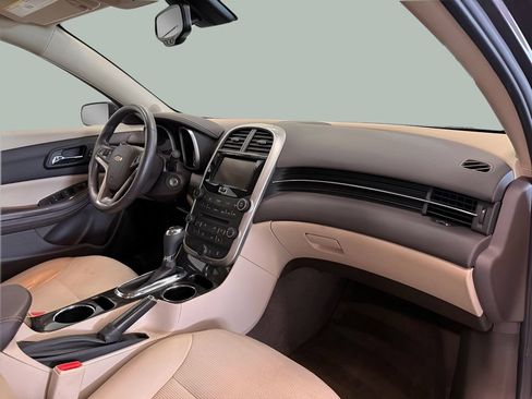 Used 2015 Chevrolet Malibu LT w/ Power Convenience Package FWD image 27