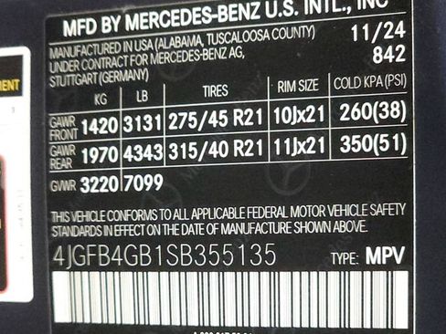 Used 2025 Mercedes-Benz GLE 450e 4MATIC w/ AMG Line Exterior image 36