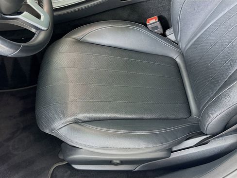 Used 2020 Mercedes-Benz E 350 Sedan image 21