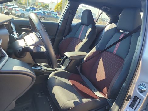 Certified 2025 Toyota Corolla SE image 19