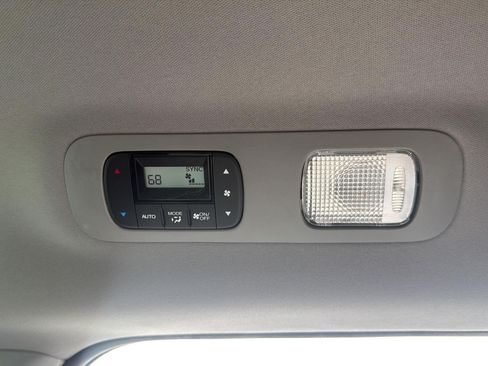 Used 2024 Honda Odyssey Touring image 36