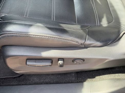 Used 2021 Honda CR-V EX-L image 18
