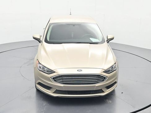 Used 2018 Ford Fusion SE w/ Fusion SE Technology Package FWD image 30