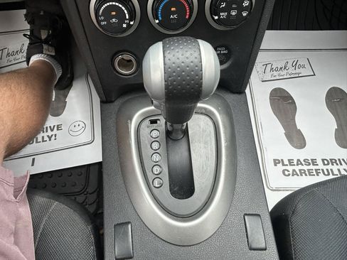 Used 2013 Nissan Rogue S AWD/4WD image 22