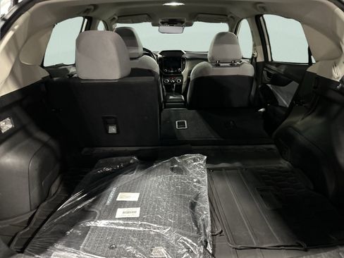 Used 2022 Subaru Crosstrek 2.0i Premium image 9