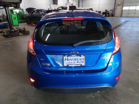 Certified 2019 Ford Fiesta SE w/ Cold Weather Package FWD image 4