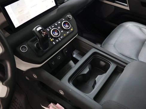 Used 2023 Land Rover Defender 90 S AWD/4WD image 35