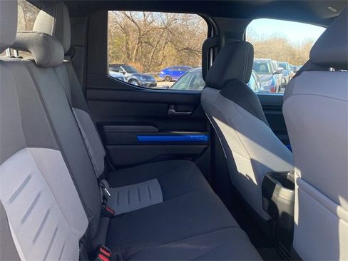 Used 2024 Toyota Tacoma TRD Off-Road image 13