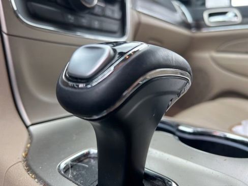 Used 2015 Jeep Grand Cherokee Limited image 23