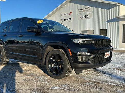 Used 2023 Jeep Grand Cherokee Limited w/ Black Appearance Package image 1