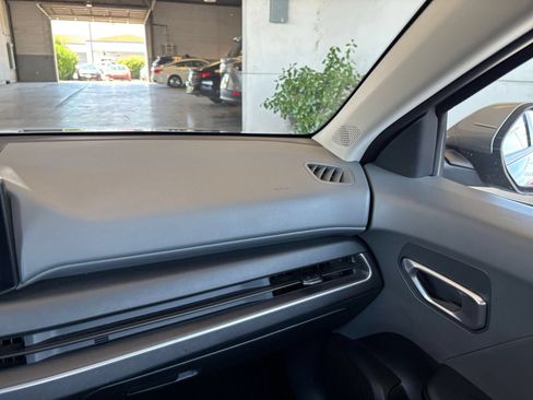 Used 2025 Kia K4 FWD image 31