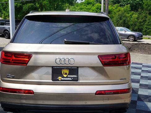 Used 2019 Audi Q7 3.0T Prestige AWD/4WD image 10