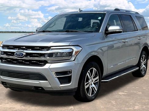 Used 2022 Ford Expedition Limited AWD/4WD image 4