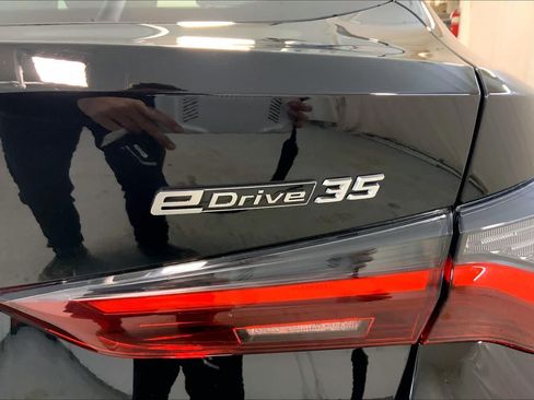 Used 2024 BMW i4 eDrive35 w/ Premium Package RWD image 15