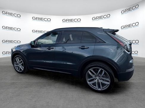 Used 2019 Cadillac XT4 Sport w/ Cold Weather Package FWD image 5