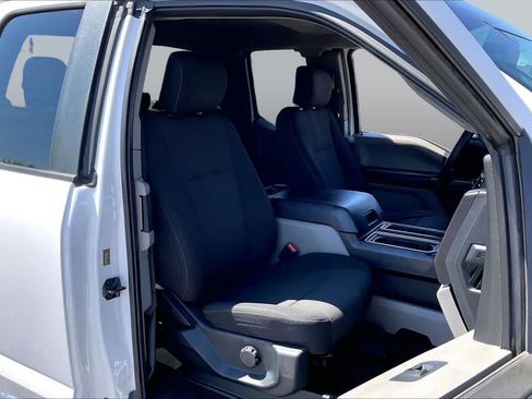 Used 2017 Ford F150 XL w/ Equipment Group 101A Mid RWD image 9