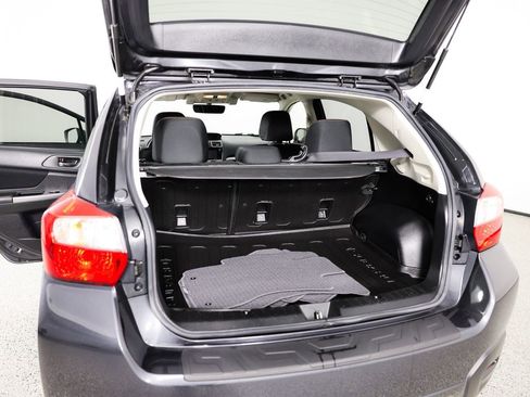 Used 2017 Subaru Crosstrek 2.0i Premium image 14