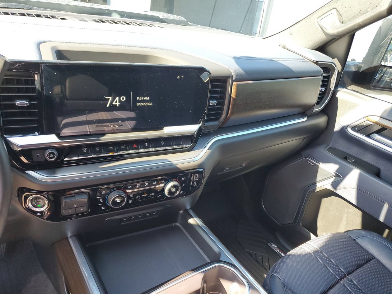 Used 2026 Chevrolet Silverado 3500 High Country w/ High Country Premium Package AWD/4WD image 27