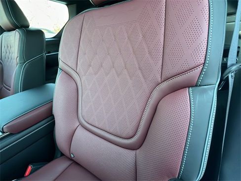 New 2026 INFINITI QX80 Autograph image 19