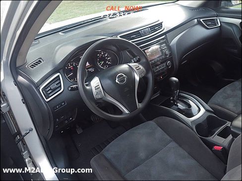 Used 2015 Nissan Rogue S image 7