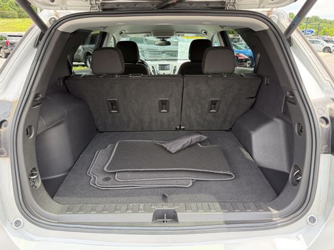 Used 2021 Chevrolet Equinox LT AWD/4WD image 16