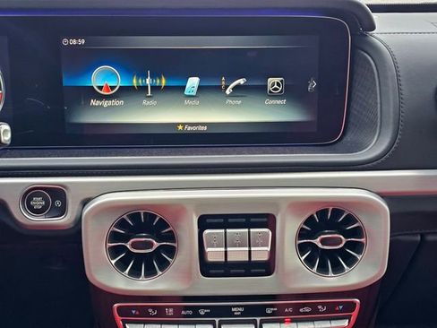 Certified 2022 Mercedes-Benz G 63 AMG 4MATIC image 39