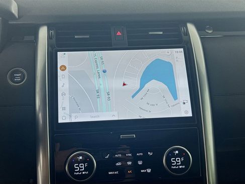 New 2025 Land Rover Discovery S AWD/4WD image 13